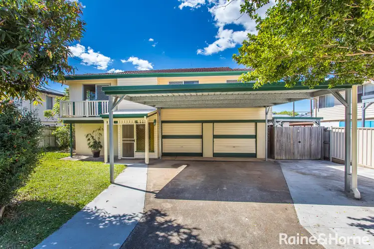 23 Golden Avenue