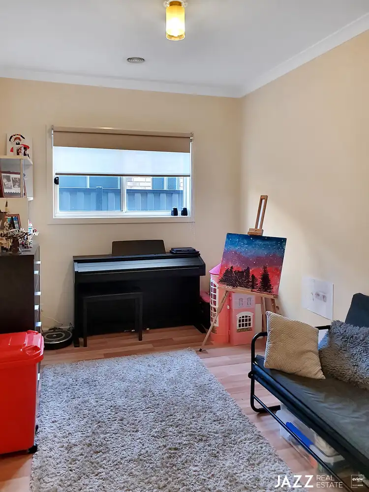 Fifth view of Homely house listing, 4 Duchess Court, Point Cook VIC 3030