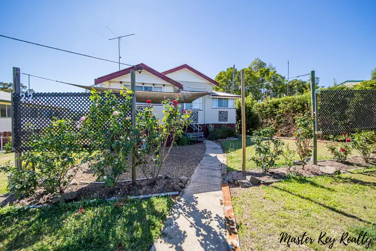 22 Collingwood Street, Proston QLD 4613