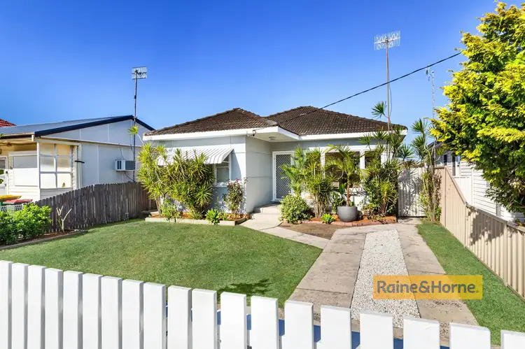 328 Ocean Beach Road, Umina Beach NSW 2257