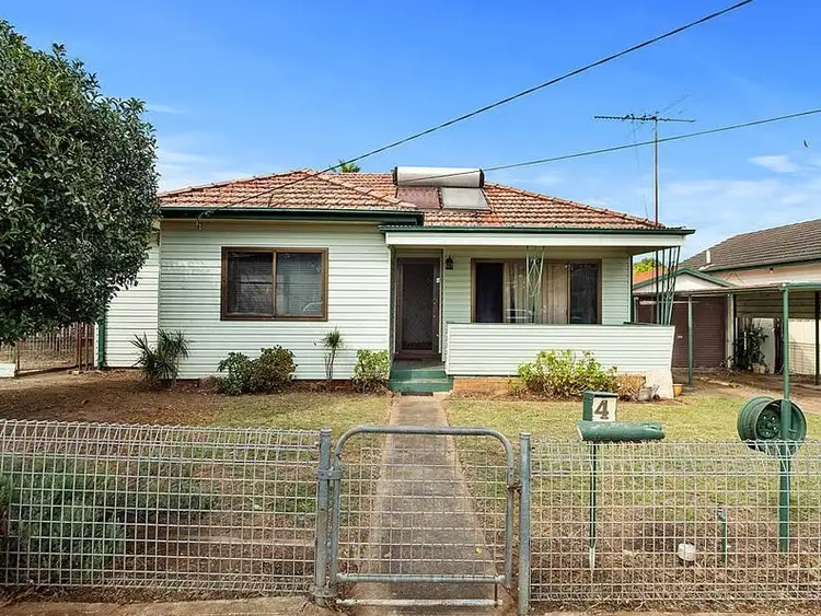 4 Kenny Avenue