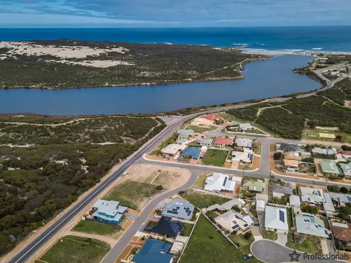 4 River Drive, Cape Burney WA 6532