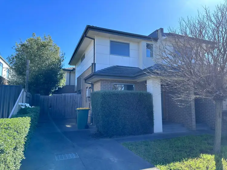 2/15 Dennis Street, Reservoir VIC 3073