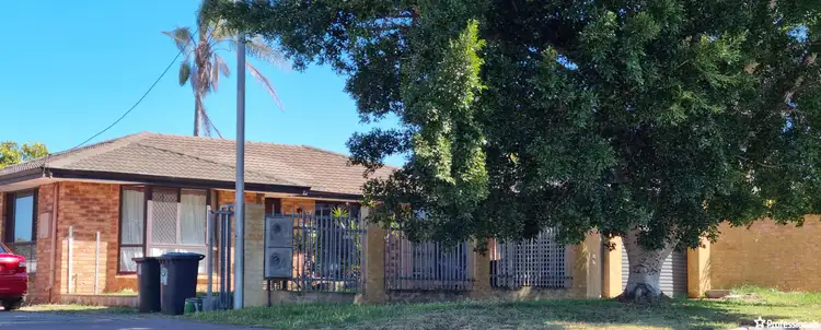 8 Kenny Crescent, Rangeway WA 6530