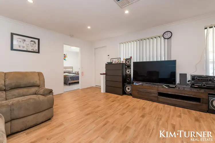 Fifth view of Homely house listing, 8 Madge Way, Leda WA 6170