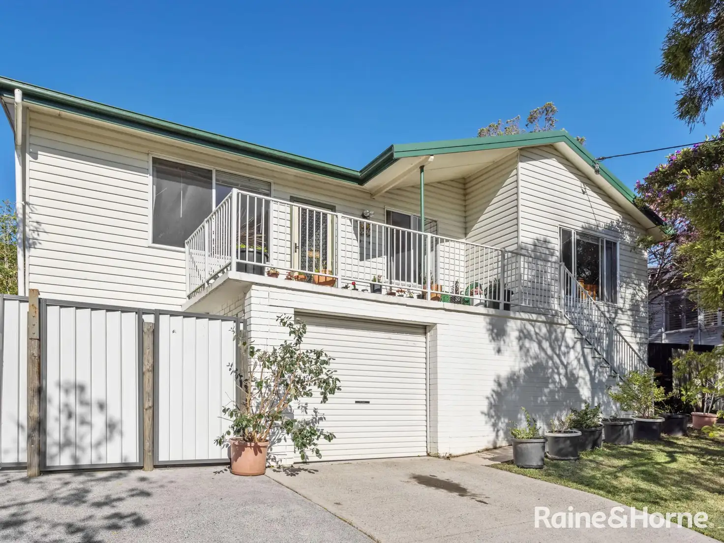 Main view of Homely house listing, 10 Maple Street, Wyoming NSW 2250