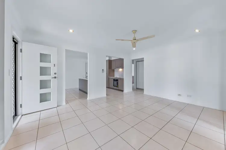 Fourth view of Homely block of units listing, 1&2/1 Rainbow Place, Jubilee Pocket QLD 4802