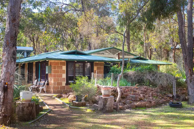 11 Sabina Drive, Molloy Island WA 6290