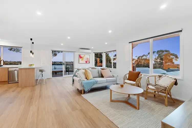 Fifth view of Homely house listing, 7 Mapiti Court, Frankston VIC 3199