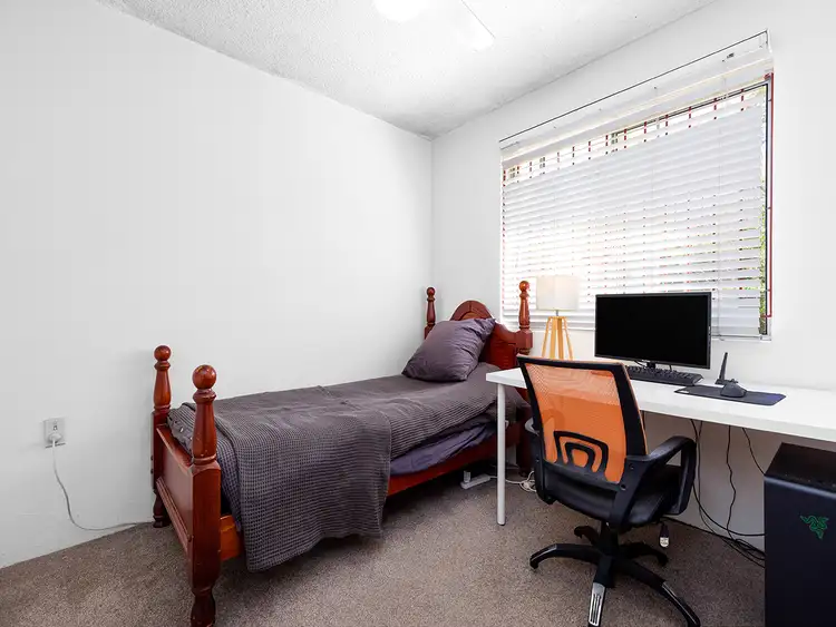 Sixth view of Homely unit listing, 1/25 Raven Street, St Lucia QLD 4067