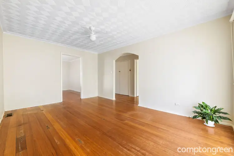 Fourth view of Homely villa listing, 1/25 Bradley Street, Newport VIC 3015