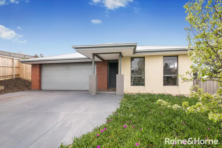 2 Oswin Court, Sunbury VIC 3429