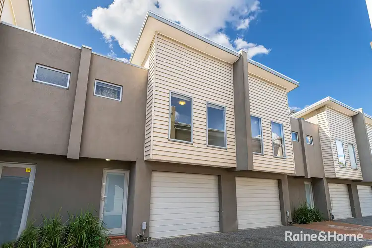 11/6 Rosamond Road, Footscray VIC 3011