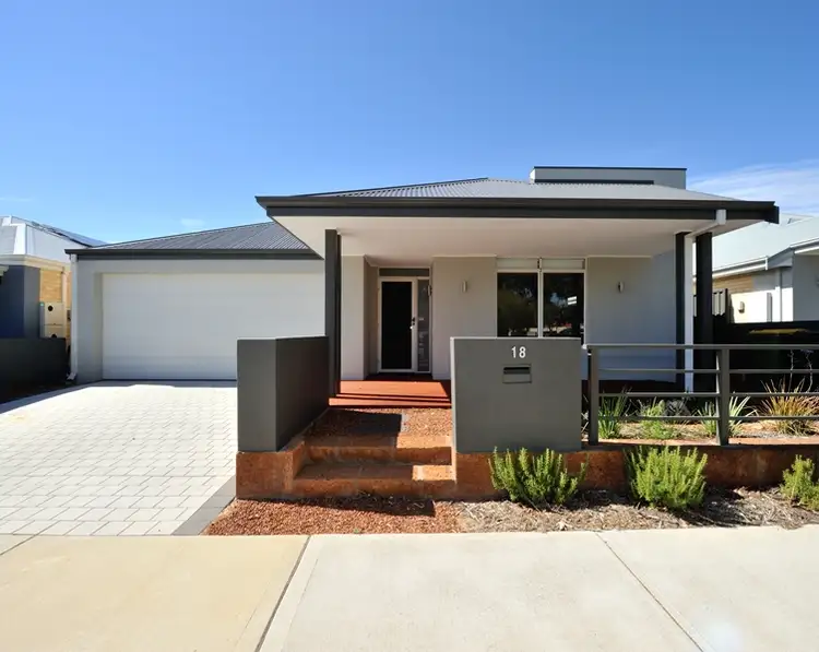 18 Hazewinkel Gardens, Champion Lakes WA 6111