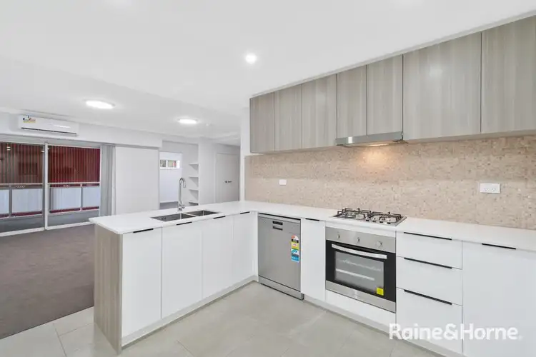 14/75-77 Faunce Street West