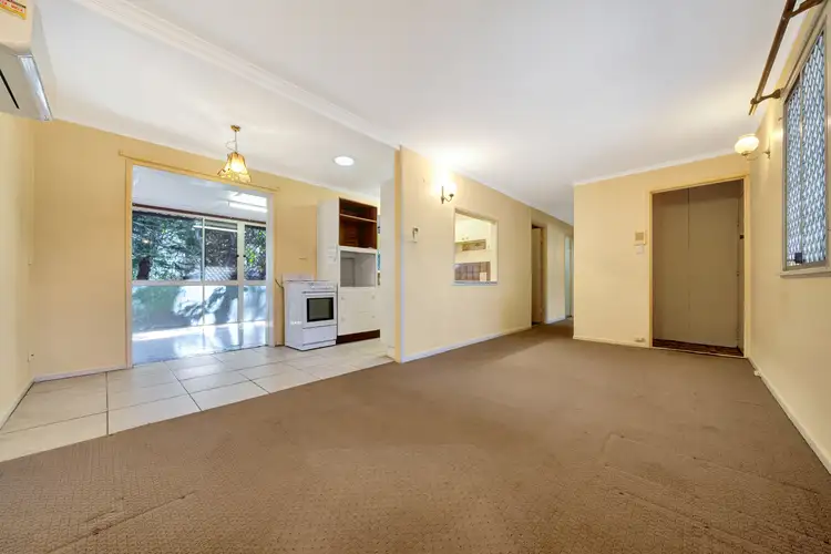 Second view of Homely house listing, 2 Wagensveldt Street, Slacks Creek QLD 4127