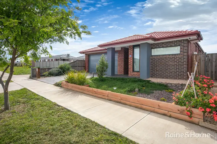Second view of Homely house listing, 3 Fairfield Crescent, Diggers Rest VIC 3427