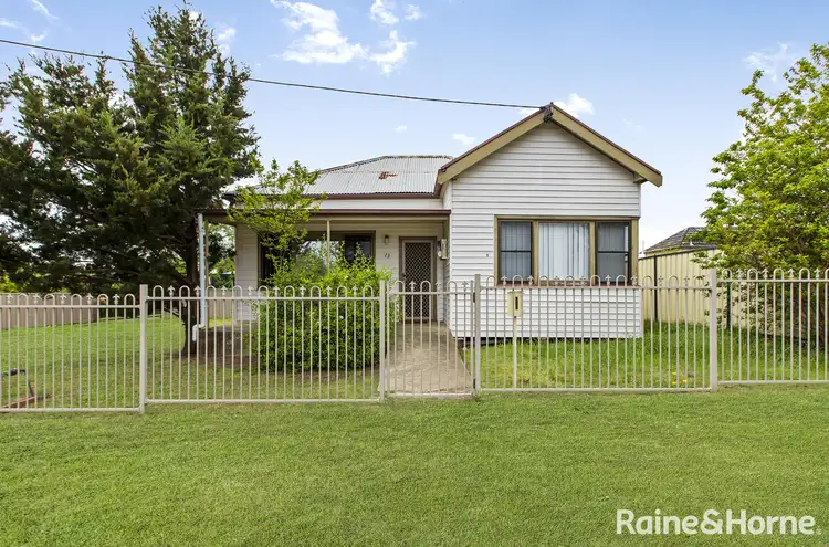 13 Victoria Street, Kurri Kurri NSW 2327