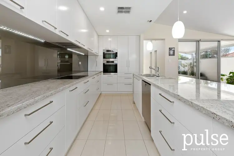 33 Corbel Street, Shelley WA 6148