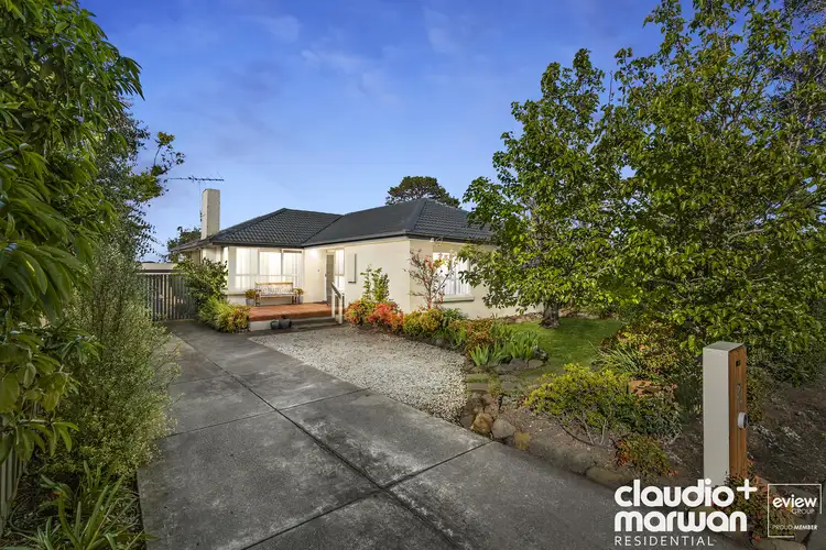 27 Loongana Avenue, Glenroy VIC 3046