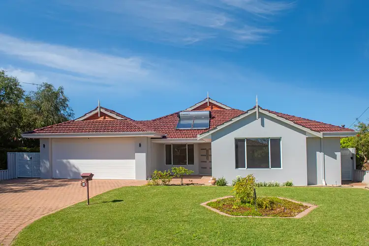 Second view of Homely house listing, 6 Phillip Place, Abbey WA 6280