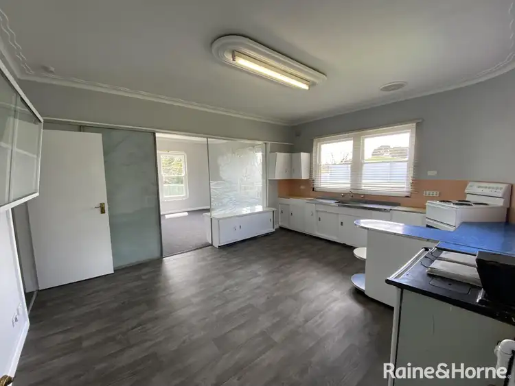 Fifth view of Homely house listing, 9 Barrett Street, Orange NSW 2800