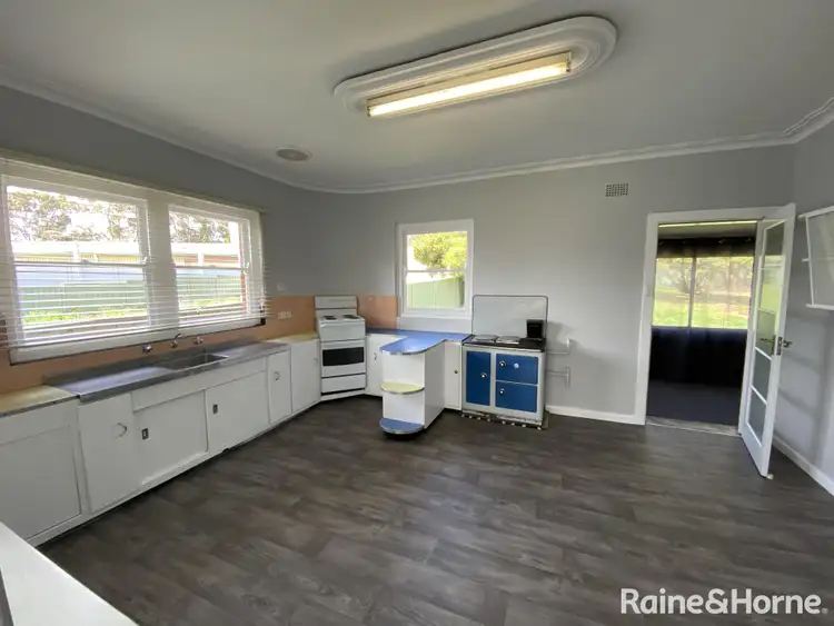 Sixth view of Homely house listing, 9 Barrett Street, Orange NSW 2800