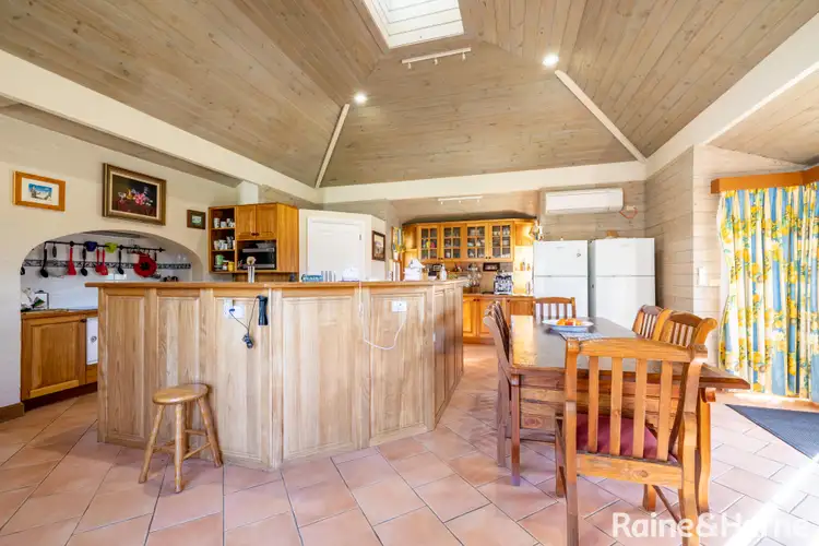 Fifth view of Homely house listing, 25 Huaba Close, Robin Hill NSW 2795