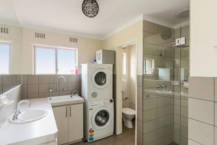 Fifth view of Homely house listing, 15/14 Canham Way, Orelia WA 6167