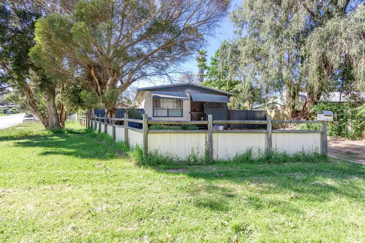 3 Helen Crescent, Byford WA 6122