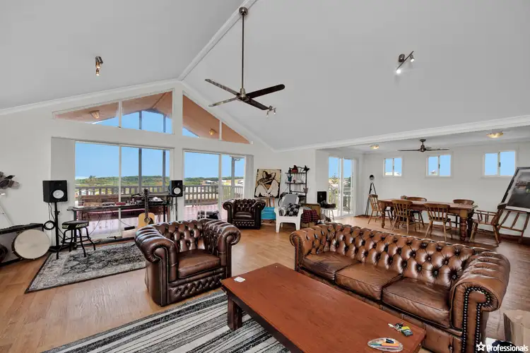 Second view of Homely house listing, 25 Ettrick Court, Cape Burney WA 6532