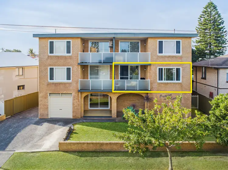 Main view of Homely unit listing, 2/126 Swadling Street, Toowoon Bay NSW 2261
