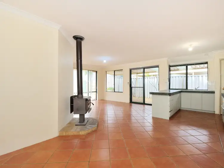 Seventh view of Homely house listing, 17 Whyatt Green, Leda WA 6170