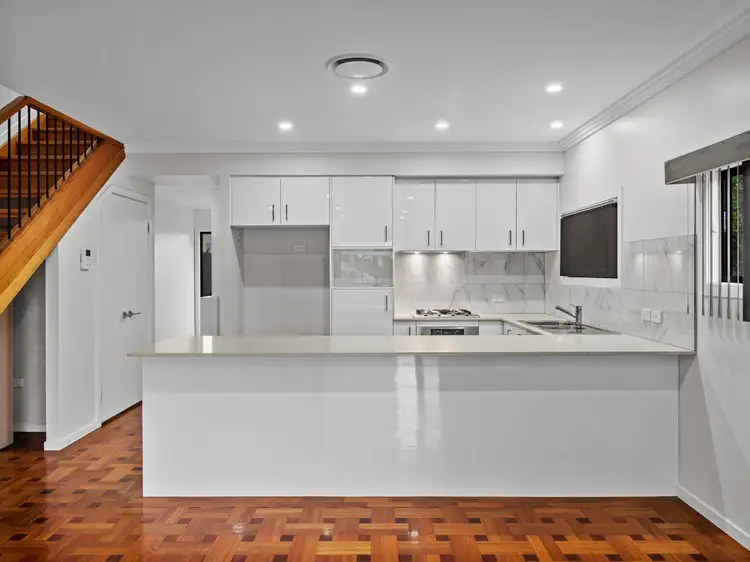 Fifth view of Homely townhouse listing, 5/2180 Logan Road, Upper Mount Gravatt QLD 4122