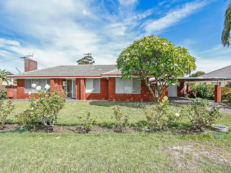 33 Dormans Road, Morley WA 6062