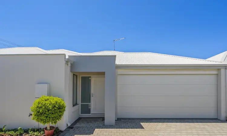 Second view of Homely house listing, 5/328 Walter Road, Morley WA 6062