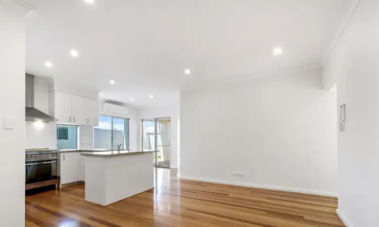 Fourth view of Homely house listing, 5/328 Walter Road, Morley WA 6062