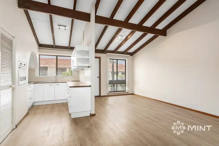 8/9 Foss Street, Palmyra WA 6157