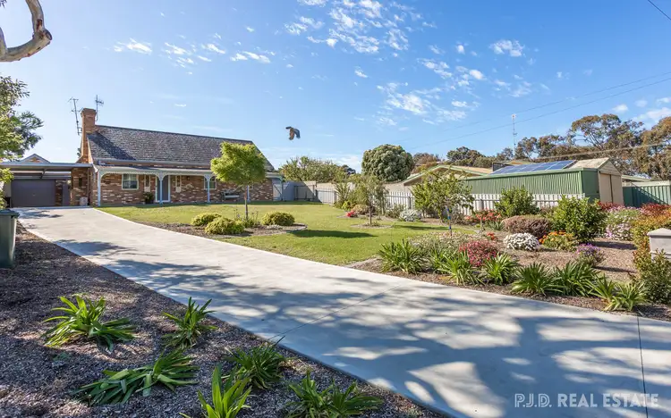 2 Ives Crescent, Mccracken SA 5211
