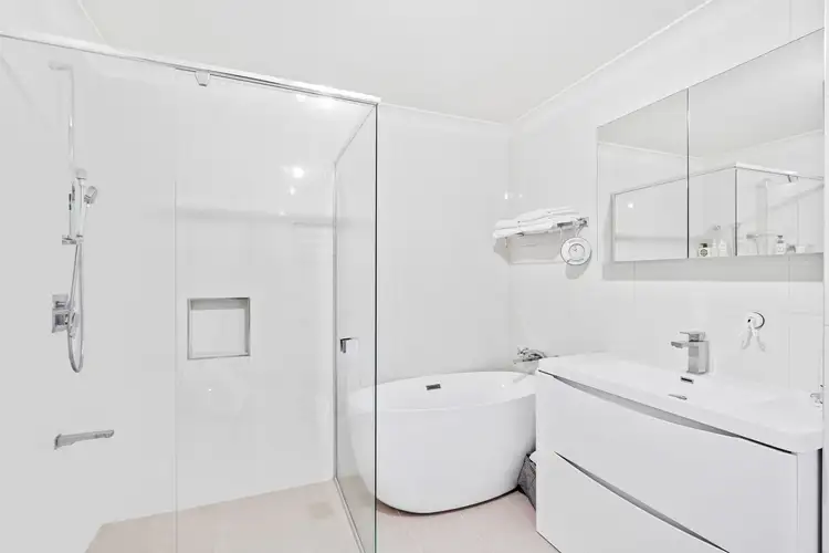Sixth view of Homely semi-detached listing, 16 East Street, Killarney Vale NSW 2261