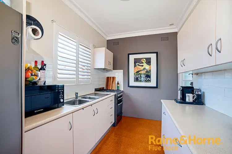 Fifth view of Homely apartment listing, 2/352 Lyons Road, Russell Lea NSW 2046