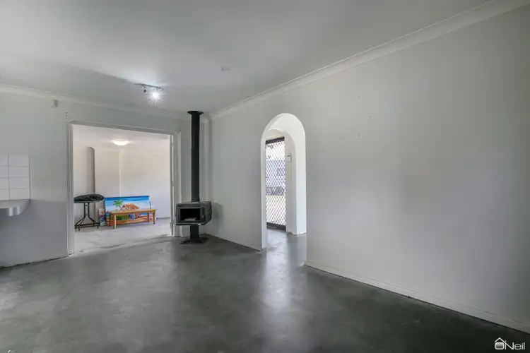 Fifth view of Homely house listing, 1 Selsdon Road, Camillo WA 6111