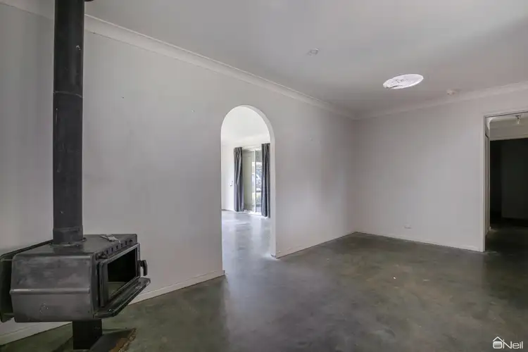 Sixth view of Homely house listing, 1 Selsdon Road, Camillo WA 6111