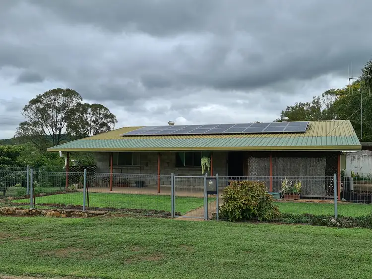 20-22 Tableland Road, Gayndah QLD 4625