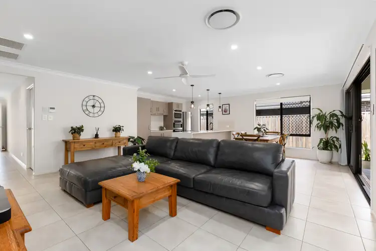Sixth view of Homely house listing, 5 Vincent Close, Wynnum West QLD 4178