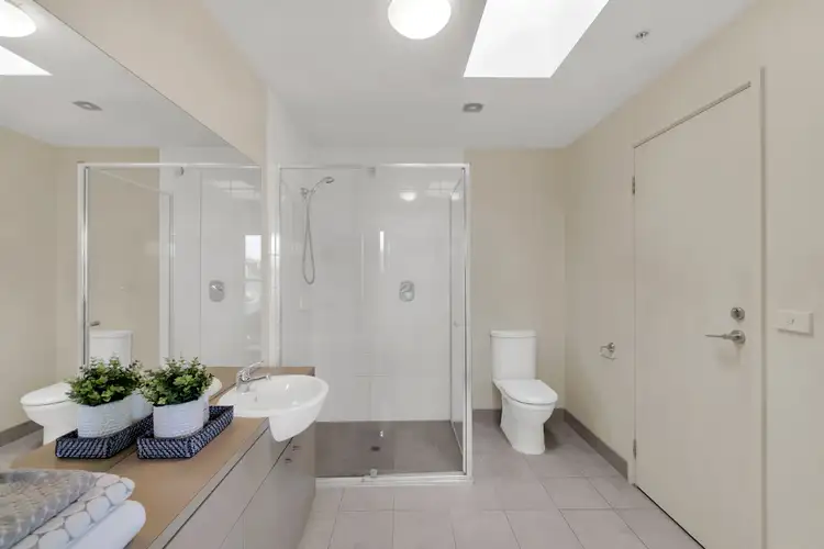 Fifth view of Homely apartment listing, 203/16-22 Cobden Street, North Melbourne VIC 3051