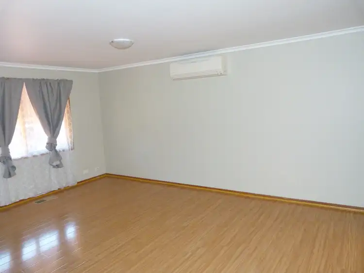 Fifth view of Homely house listing, 7 GEORGE CHUDLEIGH DRIVE, Hallam VIC 3803