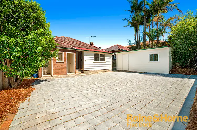 Sixth view of Homely house listing, 2 Duchess Ave, Rodd Point NSW 2046