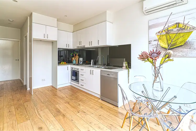 Third view of Homely townhouse listing, 6/17 Bent Street, Bentleigh VIC 3204