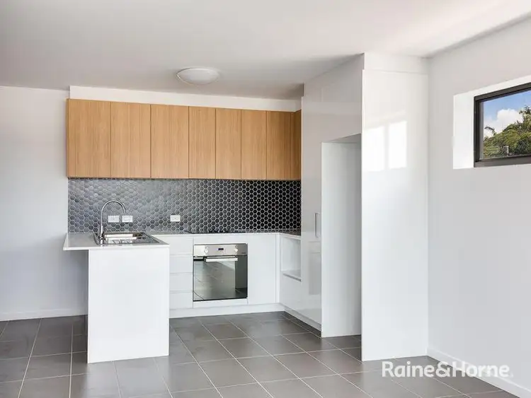 Second view of Homely apartment listing, 6/997 Wynnum Road, Cannon Hill QLD 4170
